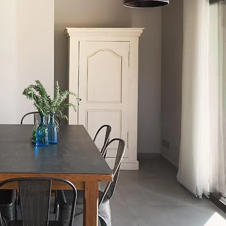 Hotel apartamentowy I Levri Porto-Vecchio (Corsica)