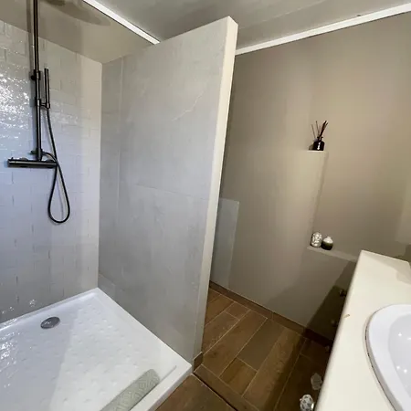 I Levri Aparthotel