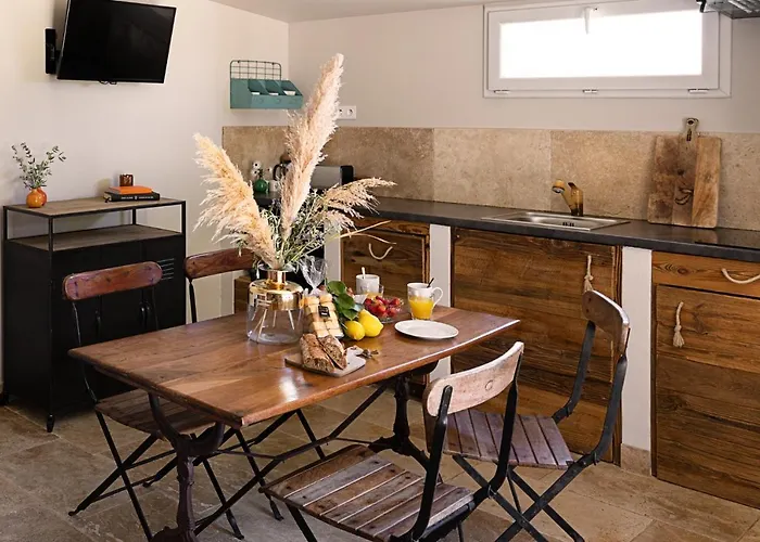 Lejlighedshotel I Levri 4*